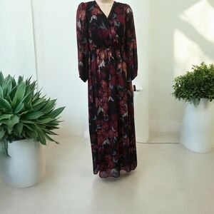 Robbie Bee Burgundy Floral Maxi Dress